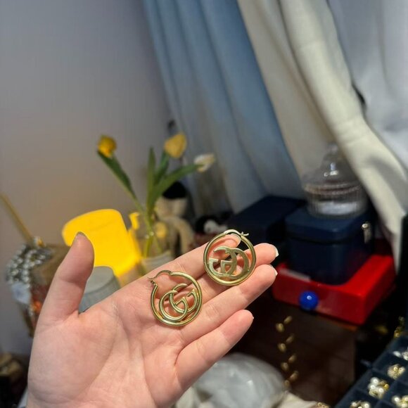 Gucci Gold Earrings - Picture 5 of 5